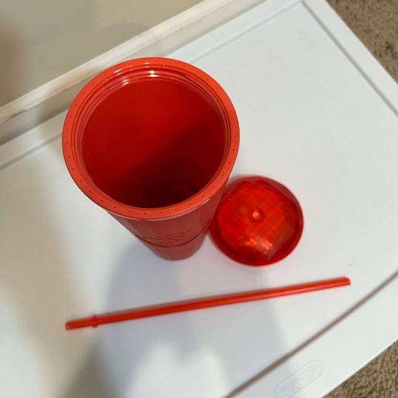 2022 Valentines Starbucks Cup - Picture 3 of 3